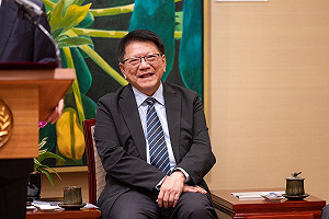 朱蒲青觀點》綠營2026高雄市長這一局   就等一個人