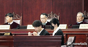 大法官黃昭元「一句話」問黃國昌 王定宇讚:問得好