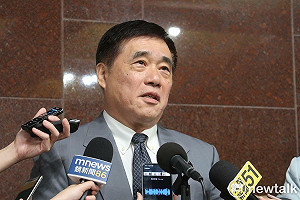柯文哲身陷假帳、京華城風波 郝龍斌:他是失敗的政治人物