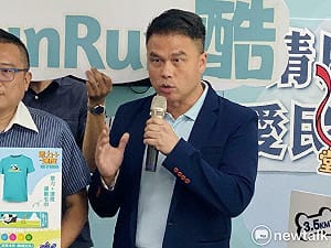 卓榮泰秀飛日包機208萬單據　華航前機師：來回合理價格為519萬 