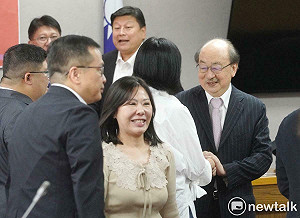 藍黨團幹部就職典禮 藍、綠、白三黨和樂融融