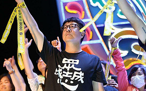 韓國瑜明赴基隆同台謝國樑 罷韓大將嘆：他是最沒資格說三道四的人