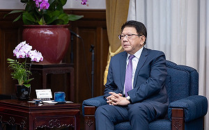 卓榮泰、潘孟安接連拜會韓國瑜　黨政人士：賴清德盼朝野善意溝通