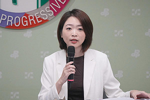 朱立倫令藍營總動員罷綠委!民進黨:該罷的是朝拜中共高官的藍委