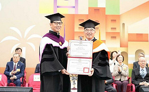 蔡明忠獲頒臺大名譽博士  3面向勉勵年輕人：先誠實面對自己