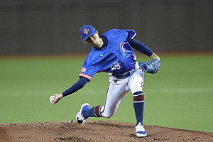 12強棒球》黃子鵬4.2局失2分,台灣打線無法串聯 台灣0:2遭委內瑞拉完封