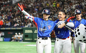 棒球12強》東京巨蛋嗨爆！ 林家正、陳傑憲單局雙轟  台灣 4：0 日本