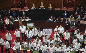 執政黨又杯葛國會  黃國昌傻眼：打算在國會搞戒嚴嗎? 