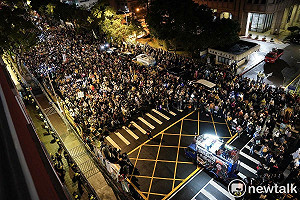 「台灣擁有非常成熟的公民社會」矢板明夫:卻選出吃相最難看的立委