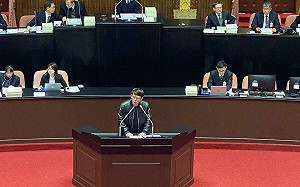 藍白聯手濫砍總預算!矢板明夫:國際對台灣削減軍事預算表達擔憂