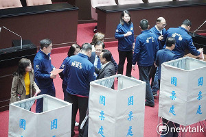 選罷法覆議案遭封殺!黃捷:藍白修法享特權、剝奪民權,為大罷免添柴火