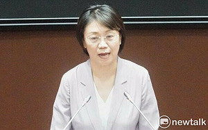 管仁健觀點》翁曉玲為何要台灣人都去中國除戶？