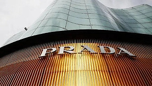 合力對抗LVMH! Prada花440億併購Versace 壟斷義大利奢侈品牌