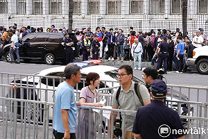 北檢門口湧大量藍營支持者 藍委:朱立倫「北檢見」非下令