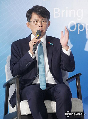 管中閔願任民間衝擊影響評估召集人 黃國昌:用真正民主引領台灣