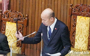 議場都沒人！韓國瑜怒了、動氣講：請3個黨團「自律自重」