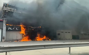 (影) 利比亞首都淪爲戰區！武裝衝突激烈交火 囚犯集體越獄 