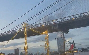 墨西哥軍艦撞上布魯克林大橋 紐約已緊急展開大規模搜救行動