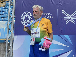 90歲昆凌爺爺閃耀世壯運 首日就摘一金一銀！