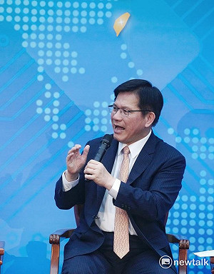 遇到王毅說什麼？林佳龍：我一定跟他握手  若手收回去是他的問題   