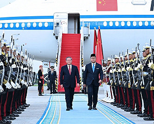 李強訪印尼批單邊主義  籲東協共抗美關稅壓力 