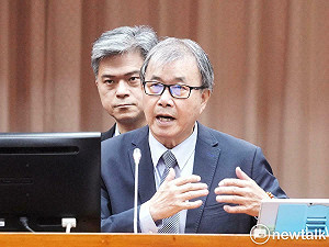 葉丙成請假被疑逃避立法院監督  鄭英耀:教育部會誠實以對