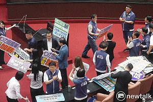 史上最長會期 擬延會至8月底  律師:濫用保護傘 藍委對涉偽造文書犯後心虛