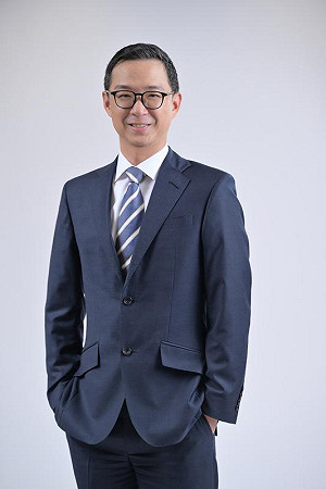 少主接棒就定位！蔡宗翰、蔡宗諺進入國泰金董事會 蔡宗翰獲選為副董事長