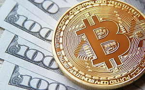 比特幣飆破12萬美元創新高！分析師：漲勢未歇