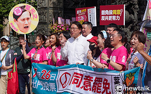 趙少康喊「票投大罷免 全民上戰場」綠委批：危言聳聽 一路打恐嚇牌！