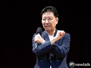 台灣關稅20%!周玉蔻轟趙少康造謠32%道歉  網灌爆臉書:等著被告