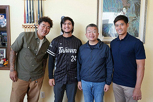 蔡其昌證實:美職混血球星「費仔」、「龍仔」有意披中華隊戰袍