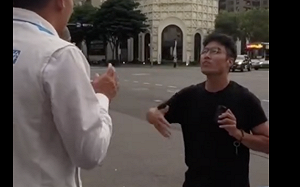 洪孟楷和罷團路邊對峙 洪孟楷：罷團刻意干擾