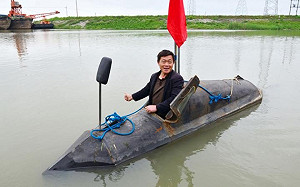 中國老農自製潛艇 可載2人潛8公尺停留30分鐘