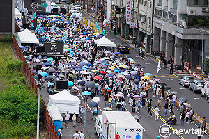 快訊》民眾黨反罷造勢破萬人！陳佩琪宣布將幫柯文哲聲請公民投票權