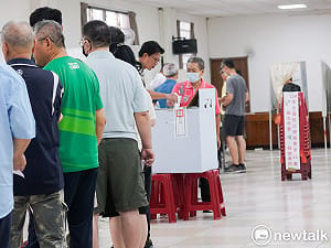 人民早否決公投綁大選 律師轟藍白修法翻盤：只有黨意、沒有民意