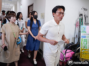 黃國昌嗆記者「什麼白癡問題」吳靜怡:公開道歉否則自證自己沒品