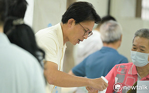 白癡問題炎上! 勸黃別敗在「這個問題」上 黃光芹提當年「這人」把她名片丟地上