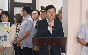 接任國安會副秘 李問：維護區域和平「自助者，人恆助之」