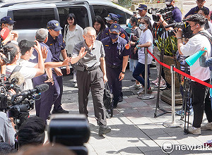 小草喊柯文哲再戰2028！ 律師揪1貓膩點頭：難怪是喊「柯盧配」 