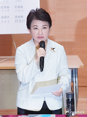 轟盧秀燕為搶錢把三讀法案當放屁  翁達瑞:政院別自甘墮落 黑貓偷吃不能白貓受過