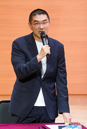 蔣聯合民調也輸 謝國樑認藍軍被打趴：這段時間別看民調了