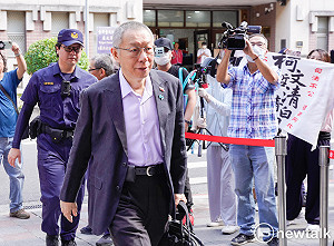 指柯文哲「被動」接觸證人陳智菡、陳宥丞　柯律師鄭深元致歉