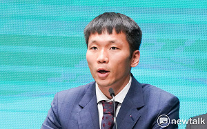 首度出席行政院會  運動部長李洋針對體育班議題再表態