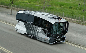 自駕車廠稱測試「零事故」!  要終結每年百億地勤碰撞損失 FAA成最後關卡