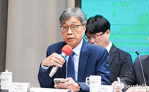 馬太鞍溪堰塞湖壩體仍不穩定  陳駿季:持續維持下游紅色警戒