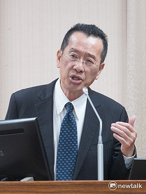 海鯤號若來不及交艦！顧立雄：每天罰台船19萬元