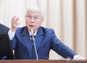 若油價漲到每桶100美元  央行不排除貨幣政策趨向「緊縮」