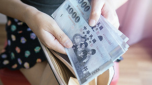 勞保老年年金給付自明年起再延1歲  須滿65歲才能請領