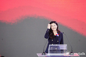 鄭麗文稱「國防預算太多」 蔡正元：你以為國民黨主席會比AIT大嗎